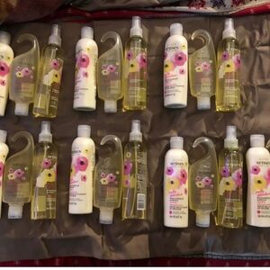 Avon senses passionfruit and peony 3 pcs set